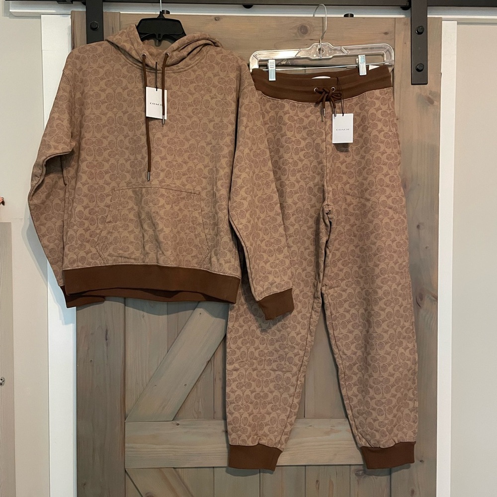 Coach jogger set